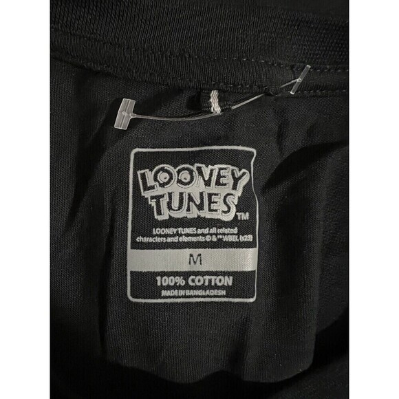 Looney Tunes T-shirt Small Short Sleeve Black Shirt road Runner ACME Cotton - Picture 4 of 4